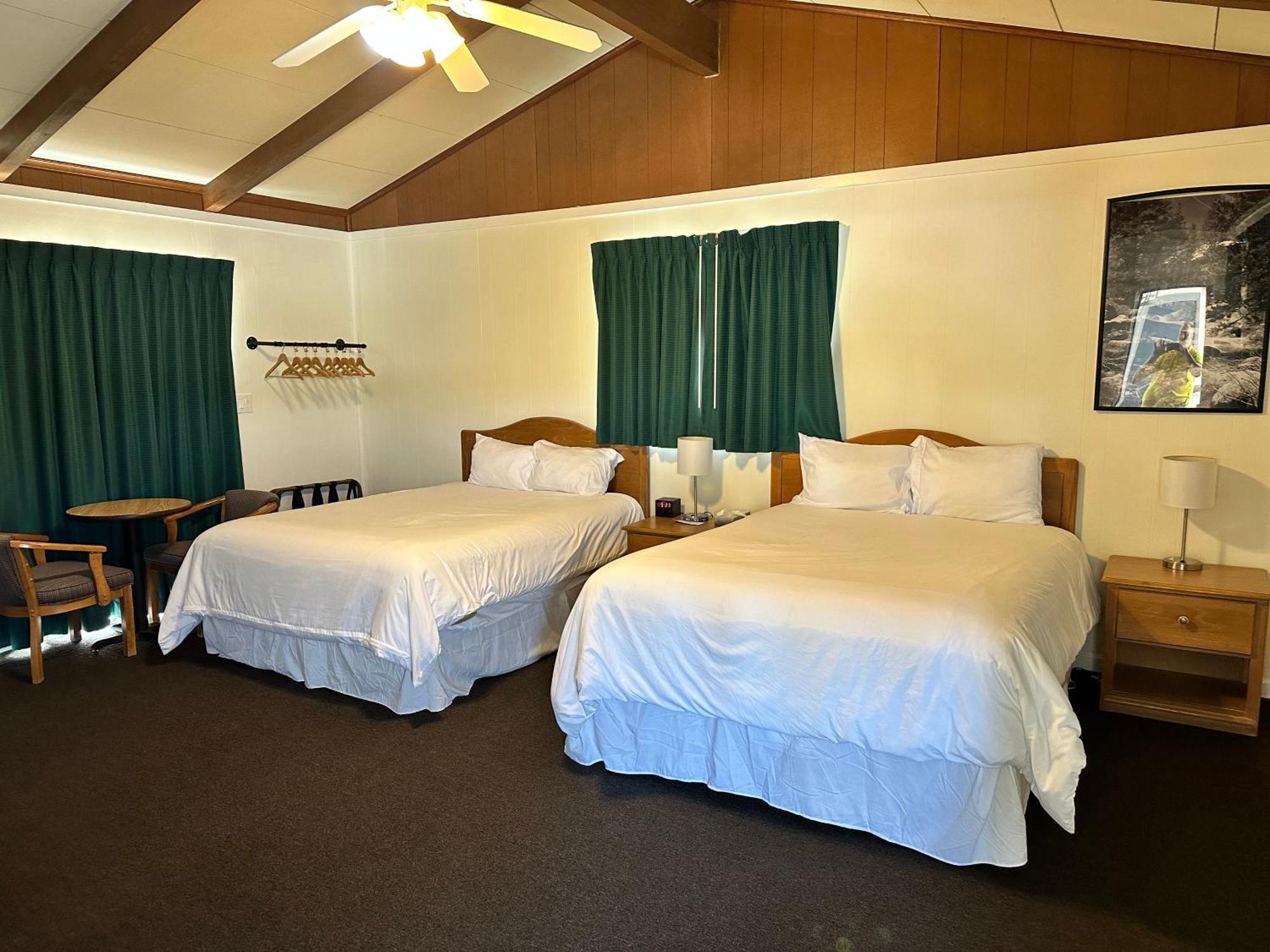 Meadowcliff Lodge Coleville Экстерьер фото