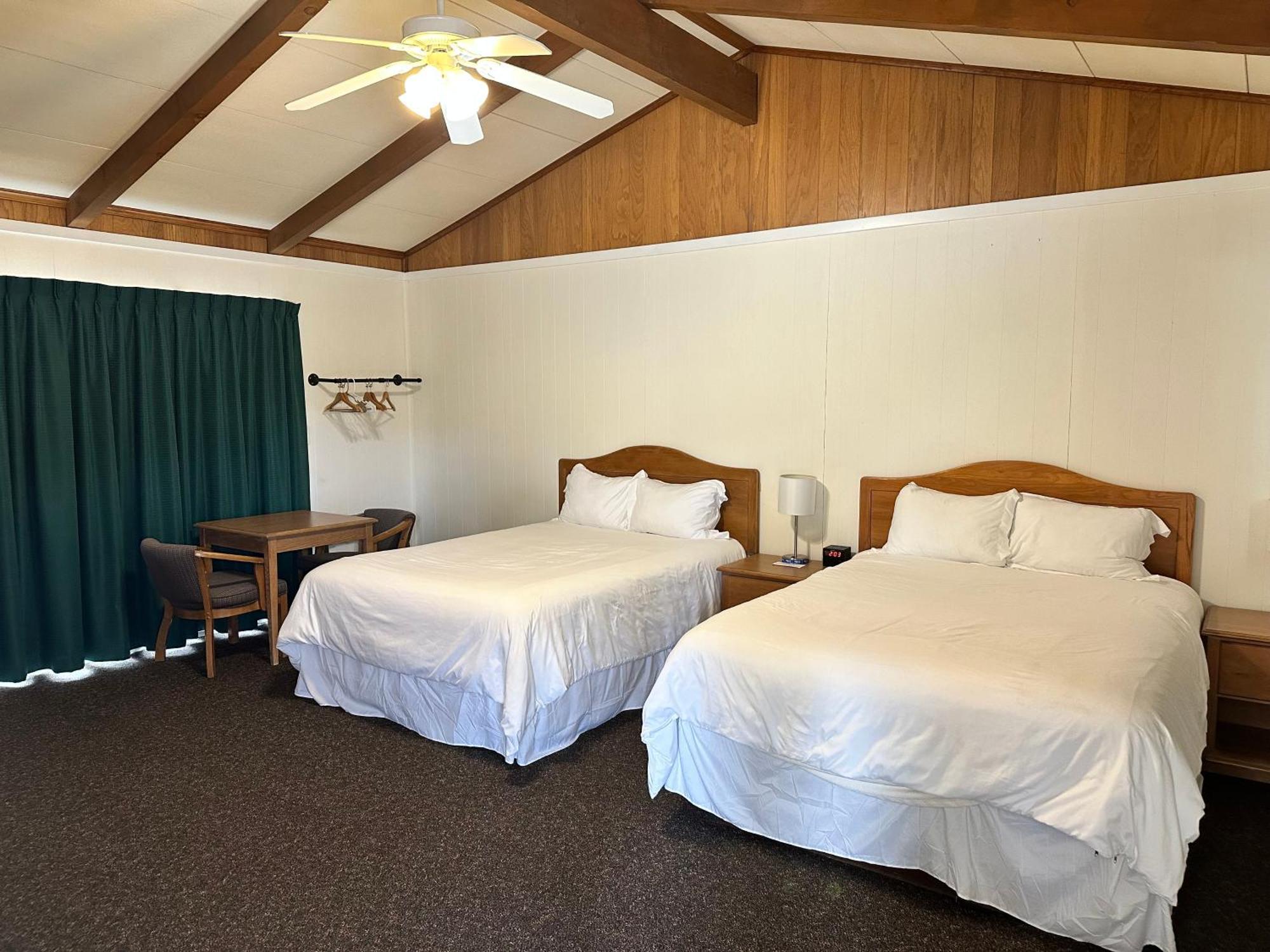 Meadowcliff Lodge Coleville Экстерьер фото